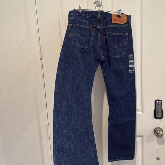 #2 levis - Picture 6 of 8